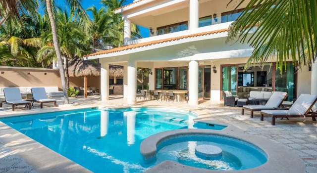 Вилла рядом с пляжем Tulum Luxury Collection