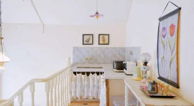 Кровать в общем номере (женский номер) Desert Island Rose Antique Homestay (Leshan Shihao Plaza High-speed Railway Station)