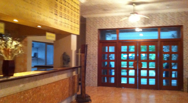 Mariador Palace, Book Hotel Hoteller i Conakry med pool, Swimmingpool