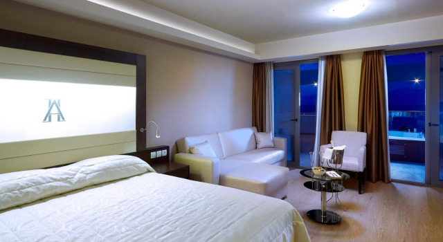 Arion Hotel, Prenota Hotel Xylokastro 
