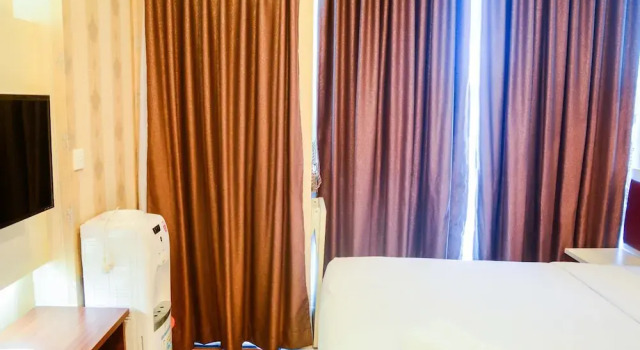 Comfortable Studio near Salemba Area at Capitol Park Apartment By Travelio, Book Apartment Jakarta Jakarta Province