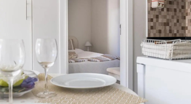 Апартаменты 2 Bedroom house and Garden Lounge