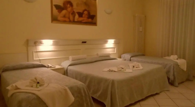 Трёхместный номер Standard с видом на море Hotel Arizona