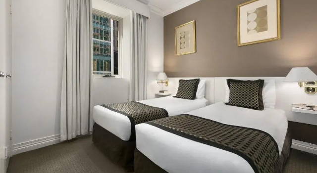 Номер Standard с балконом Comfort Apartments Melbourne Central