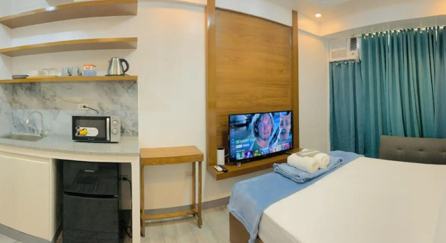 Cozy Unit at the heart of Balanga City, Book Hotel Hoteller i Balanga med parkering, Parkering