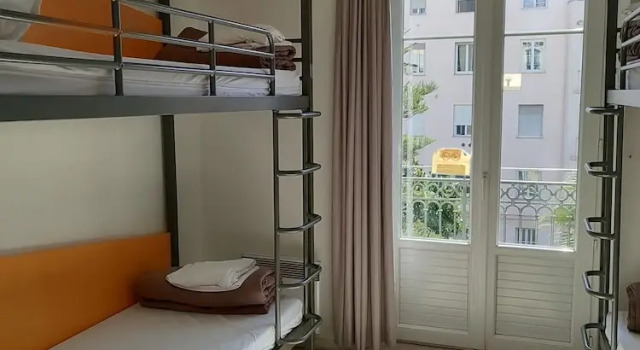 Четырёхместный номер Standard Auberge de Jeunesse HI Nice Les Camélias
