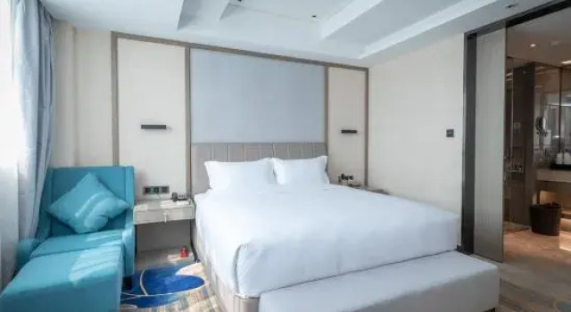 Люкс Business Chanda International Hotel (Shenzhen International Convention and Exhibition Center Branch)