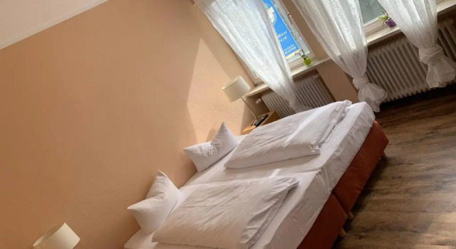 Апартаменты Hotel Seeluna am Klostersee