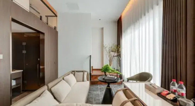 Семейный тент с 2 комнатами Floral Hotel · Xiangwang Bieyuan Homestay (Wuwei Pedestrian Street Temple of Literature Scenic Area)