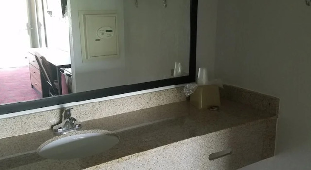 Двухместный номер Standard Budget Inn