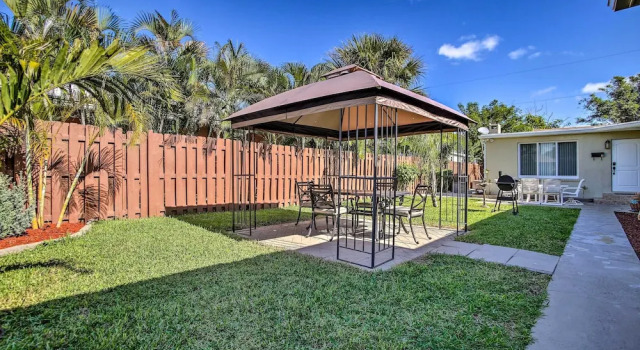 Апартаменты Ideally Located Abode w/ Gazebo in Pompano Beach!