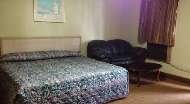 College Inn Motel