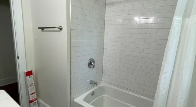 Апартаменты Renovated 1 Bedroom in Forest Hills - A
