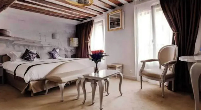 Confidential Room 1, a Stones Throw From the Louvre, Забронировать Отель Париж Иль-де-Франс, рядом с Гран Бульвар