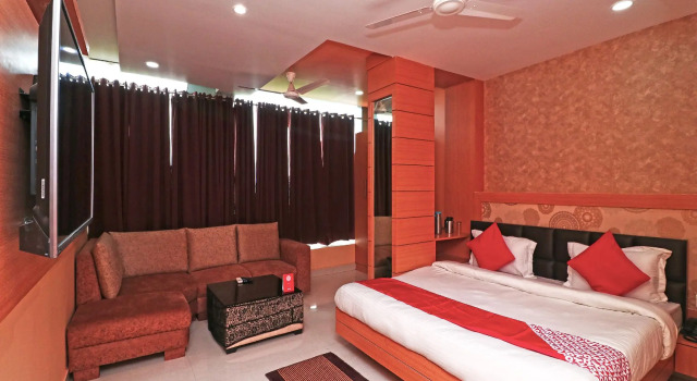 Capital O 16590 Hotel Sapphire Inn, Забронировать Отель Отели Горакхпур 3 звезды, 3*