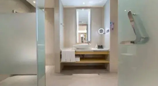 Двухместный люкс Deluxe Lavande Hotels·Beijing Shunyi Metro Station