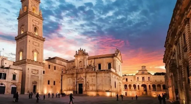 Palazzo Storico Riccardi Rollo, Забронировать Отель «постель и завтрак» Сан-Чезарио-ди-Лечче Саленто