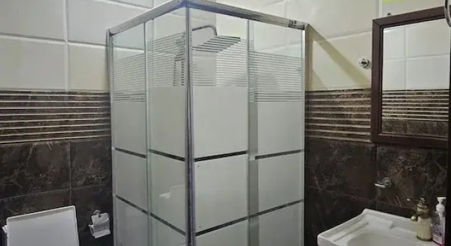 Номер Standard Hadrians Arch