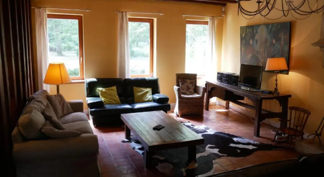 Maison Rustique Familiale en Sologne avec Grands Espaces, Proche Châteaux de la Loire - FR-1-590-1, Buchen Sie Hotel Ardon Sologne