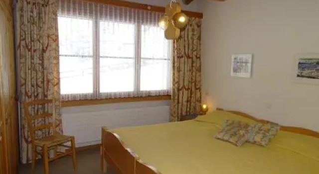 Darbleuna Sut, Book Hotel Flims 
