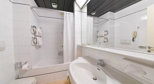 Трёхместный номер Standard Grand Hotel Delle Terme Re Ferdinando