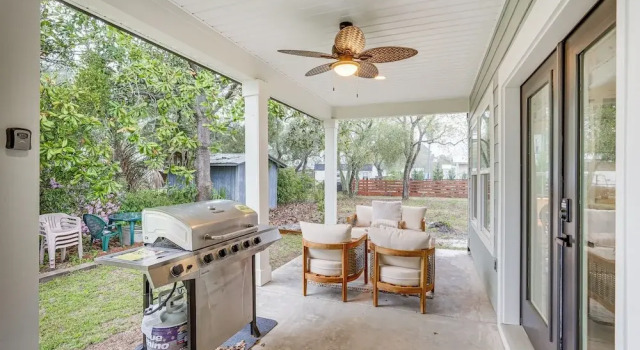 Коттедж Chic Panama City Beach Home, Walk to Laguna Beach!