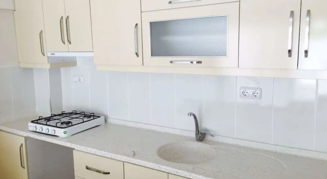 Standardowy rodzinny pokój i balkonem Evin Otel 2