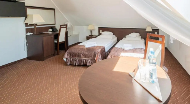 Hotel Pod Filarami, Забронировать Отель Челядзь Katowice Urban Area