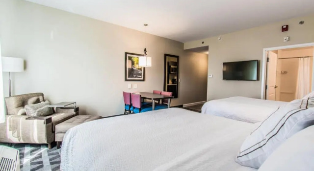 Четырёхместная студия TownePlace Suites by Marriott Evansville Newburgh