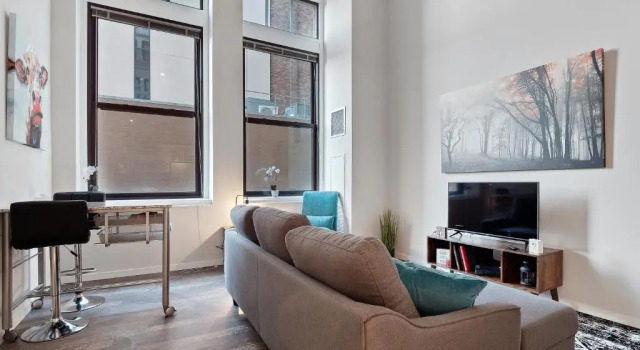 Beautiful Downtown Condo with Amenities Galore 229