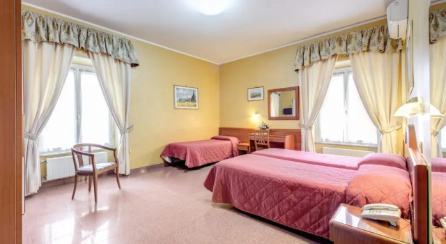 Трёхместный номер Hotel Milo