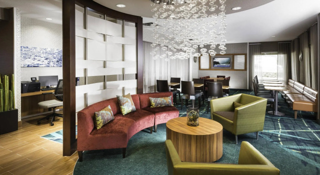 SpringHill Suites by Marriott Bentonville, Забронировать Отель Отели Бентонвилл с бассейном, рядом с Horsebarn Trailhead, Бассейн