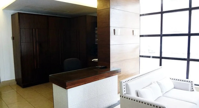 Granada Suites Hotel