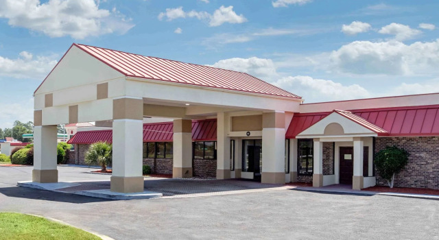 Ramada by Wyndham Santee I-95, Забронировать Отель Отели Южной Каролины с завтраком, Завтраки