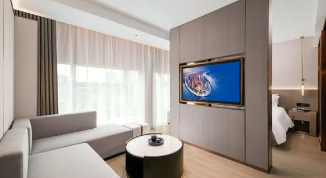 Люкс Deluxe Lavande Hotels Shenzhen Longgang Dayun Center Jixiang Metro Station