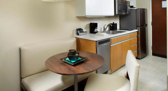Двухместный номер Standard Hawthorn Suites by Wyndham Bridgeport