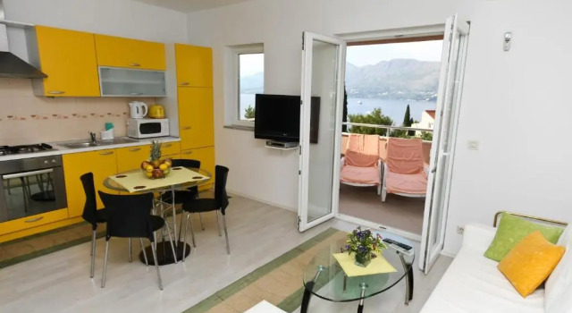 Apartments Villa Ana 1, Забронировать Апартаменты/квартира Цавтат Cavtat Coast, рядом с Частный Пляж «Хотэл Кроатия Бич»