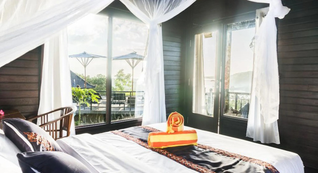 Sunrise Ocean Huts Lembongan, Забронировать Отель Отели Лембонган с парковкой, рядом с Пляж Нуса Лембонган, Парковка