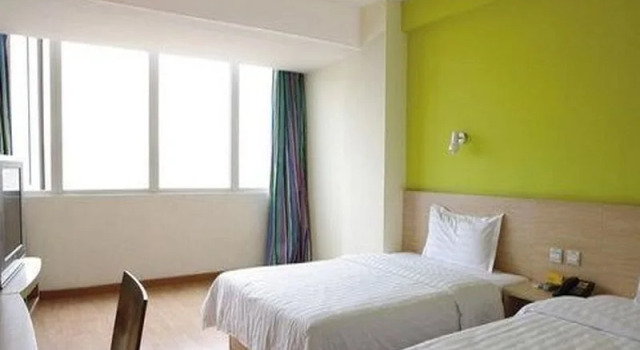 7 Days Premium· Changchun Renmin Street Pingquan Road, Boek Hotel Changchun Changchun