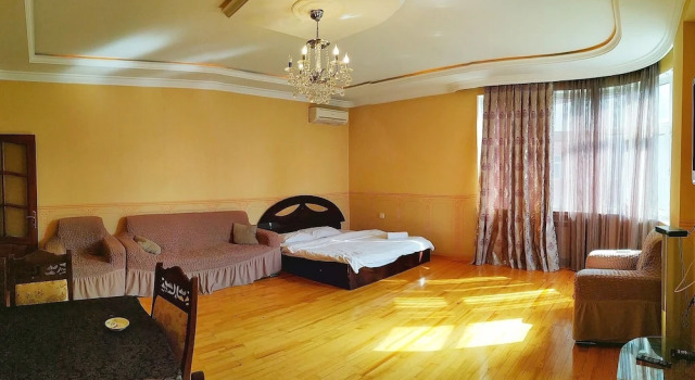 Bakuvi Tourist Apartment E022, Varaa Huoneisto Baku Azerbaidžan