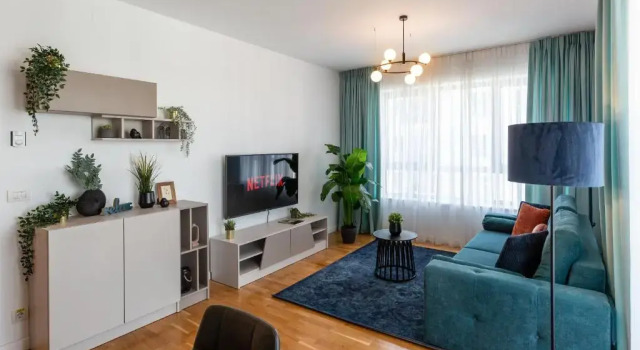 MAISON PASTEL. Romexpo 2-Bedroom Free Parking