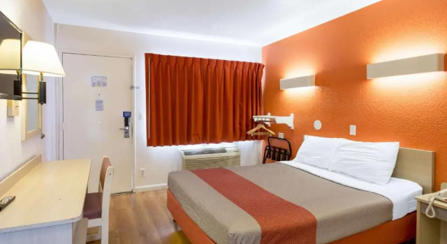 Двухместный номер Standard Motel 6 Albuquerque Northeast