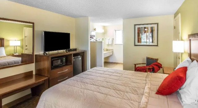 Двухместный номер Standard с балконом Rodeway Inn Glenwood Springs