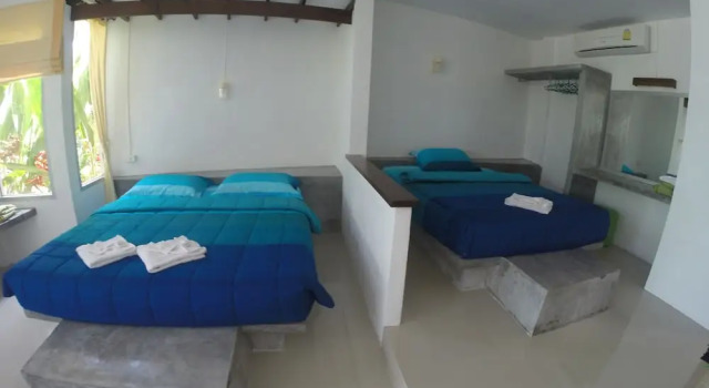 Семейный номер Deluxe с балконом и рядом с пляжем Moon Beach Resort