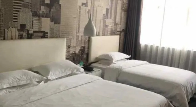 Люкс Wu Tong Shu Hotel (Zhengzhou Jingsan Road People's Hospital)