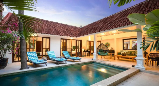 Вилла с 2 комнатами Villa Merah