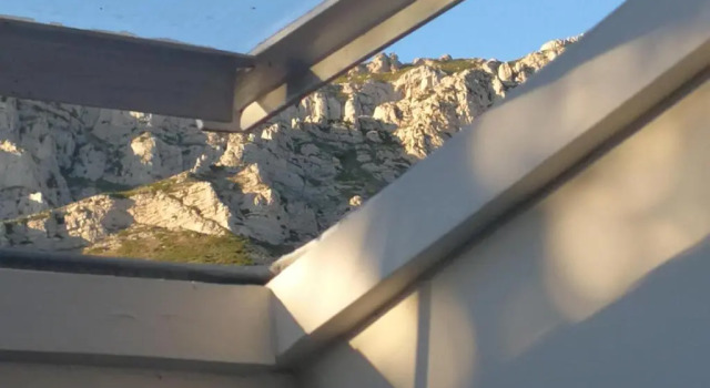 Коттедж c 1 комнатой petite maison dans le parc national des calanques