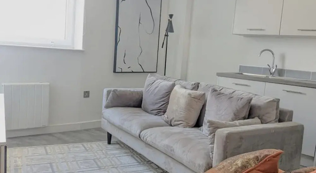 Апартаменты 1 Bed With Parking - NEC / BHX / 15 Mins to Bham