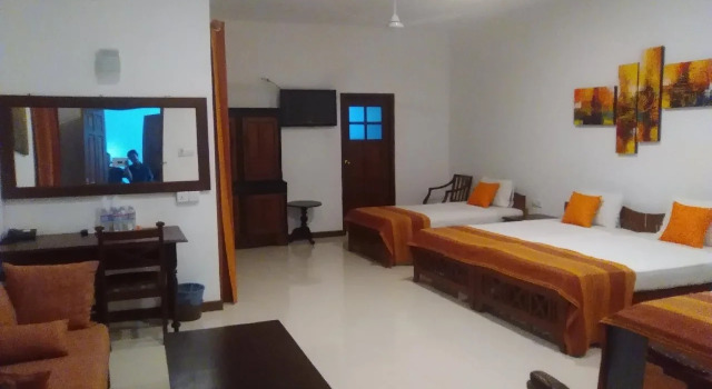 Hotel Sunflower