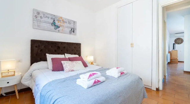 Empuriabrava Apartment With Pool, Parking